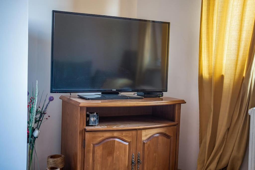 Central Apartment 2Bd Next To Vitosha Bul. صوفيا المظهر الخارجي الصورة